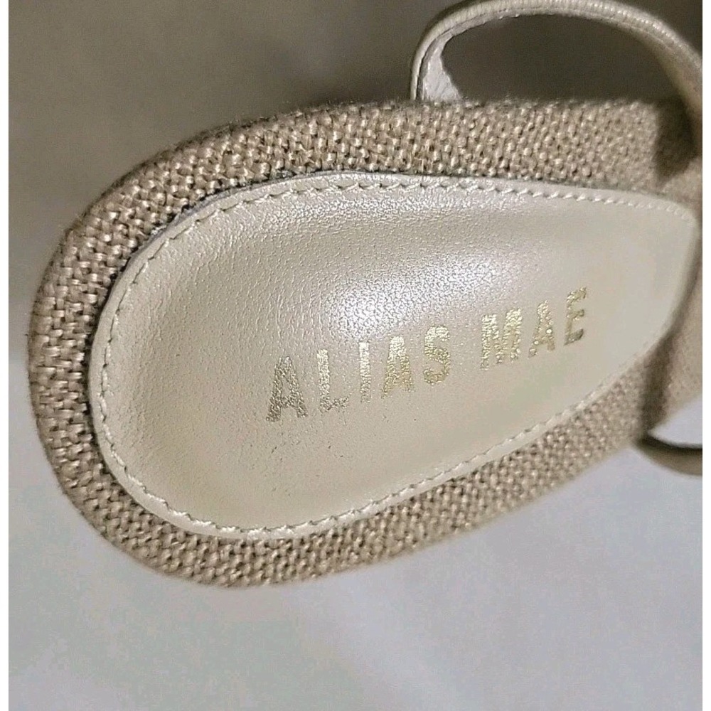 Alias Mae Ginny Square Toe Heel Cream EU 35 US 4.5 -5 Leather Upper Neutral - Picture 2 of 11